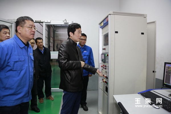 玉柴两款大马力船机点火成功