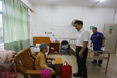 玉柴集团党委开展五一节前慰问