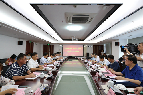 自治区财政厅厅长关礼一行到玉柴调研交流