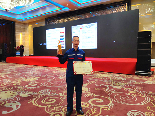 “中国铸造大工匠”周应荣在全国铸造行业创新发展论坛上受表彰