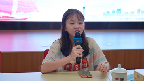 玉柴集团举办“重视家教 关注未来”家庭教育经验交流会