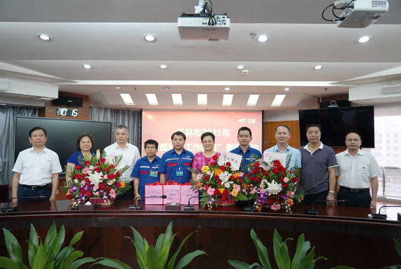 玉林市领导慰问玉柴科技工作者代表