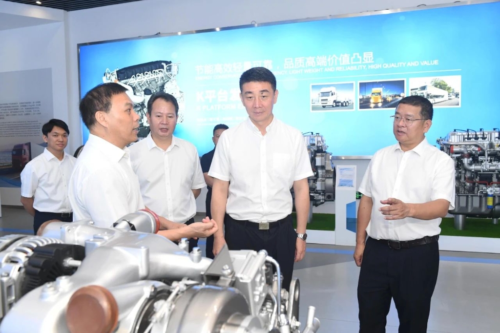 玉林市委书记王琛到玉柴调研