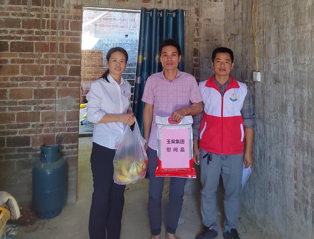 关敏带队走进定点帮扶村宣讲党的二十大精神并开展乡村振兴工作调研